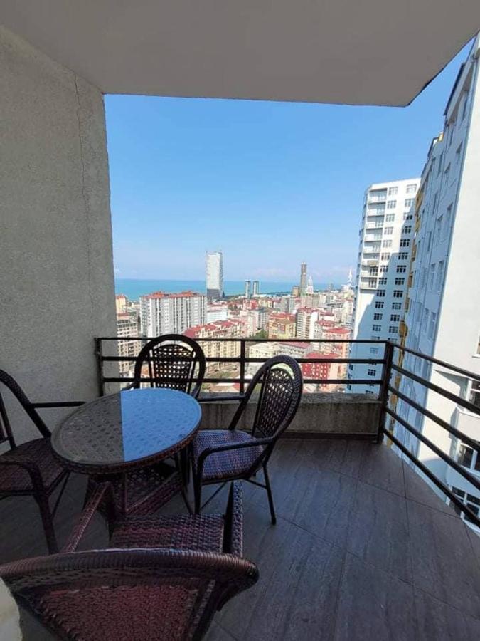 Betani apartment sea view Batumi Bagian luar foto
