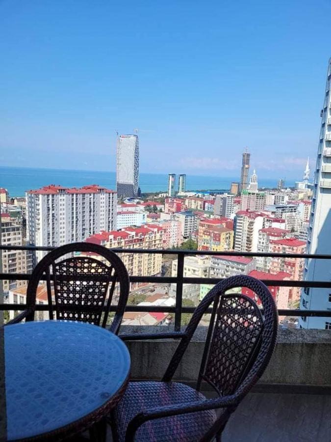 Betani apartment sea view Batumi Bagian luar foto